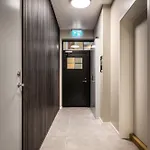 Exclusive 2br In Renovated Apartman *
